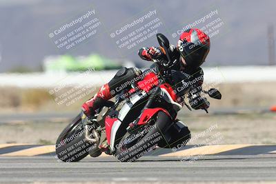 media/Oct-02-2025-Racers Edge (Thu) [[2c91cb6ab3]]/2-A Group/Session 3-Turn 4 Part 2 (1145am)/